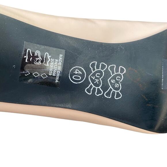 I Heart Beige Tan Chihuahua Kitten Heels Bow Back Faux Leather size 9 Puppy Dog - Picture 9 of 9